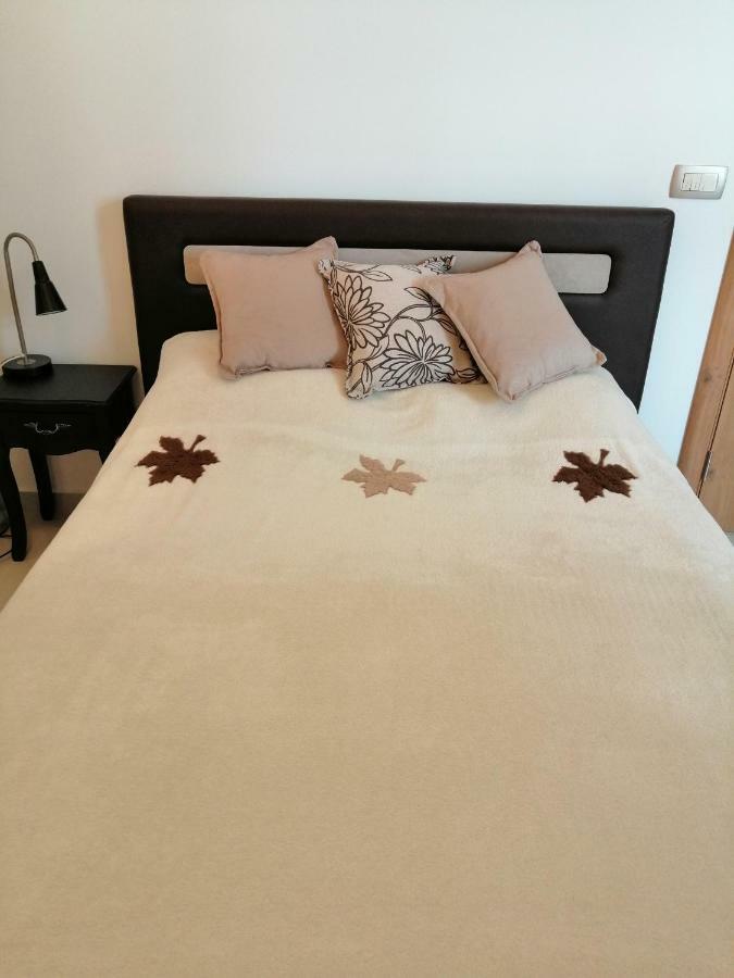 Studio Apartman Irena 2 비엘라 외부 사진
